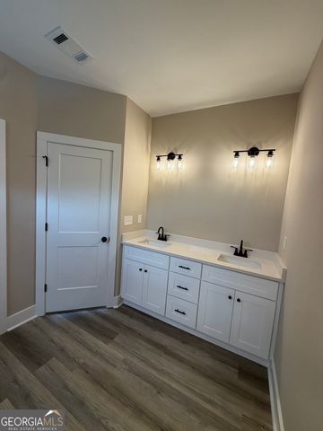 54 Melville Brown Road, Williamson, GA 30292