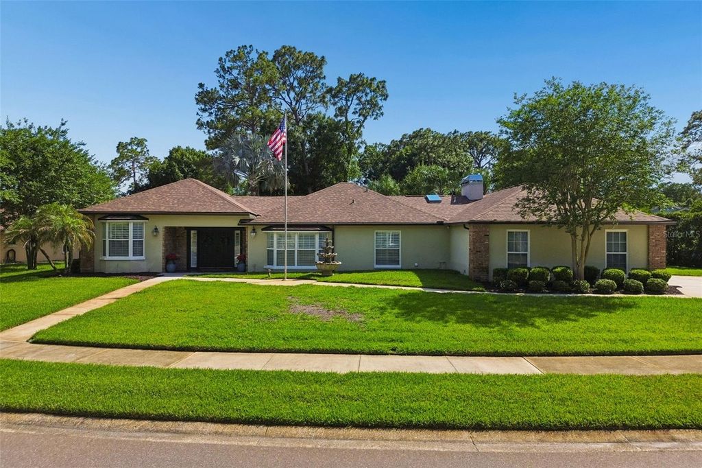 Image 1 of property listing at 2245 TONIWOOD LANE, Palm Harbor, FL 34685