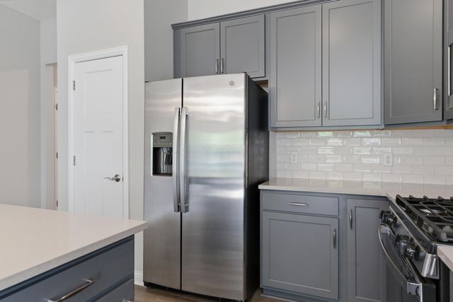 3215 Farmhouse Lane, Grove City, OH 43123