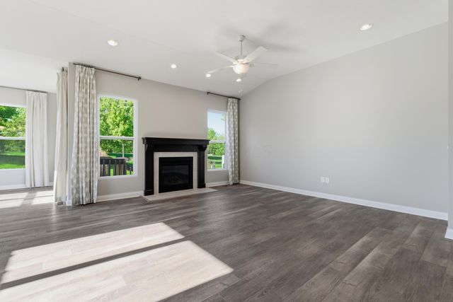 3215 Farmhouse Lane, Grove City, OH 43123