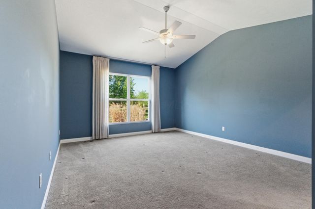 3215 Farmhouse Lane, Grove City, OH 43123