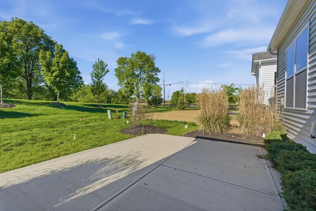 3215 Farmhouse Lane, Grove City, OH 43123