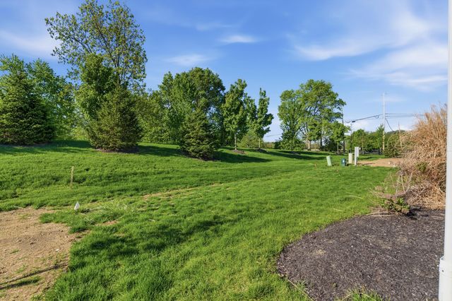 3215 Farmhouse Lane, Grove City, OH 43123