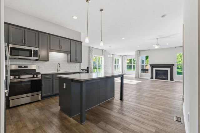 3215 Farmhouse Lane, Grove City, OH 43123