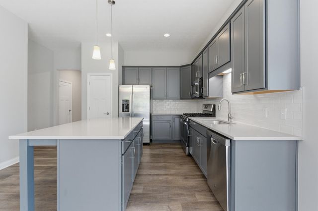 3215 Farmhouse Lane, Grove City, OH 43123