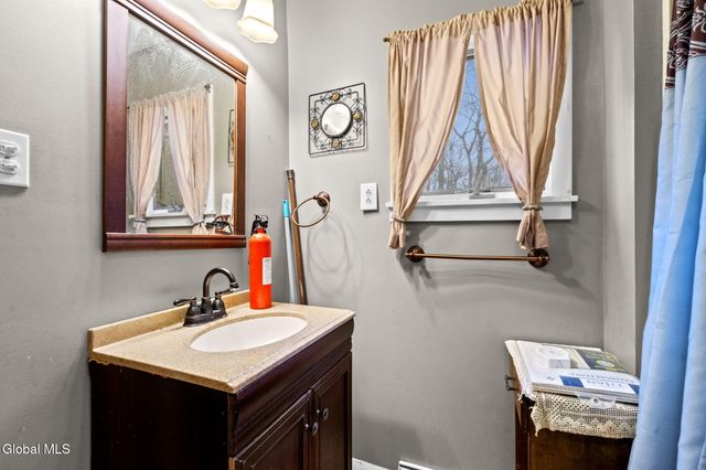 894 Noonan Road, Fort Johnson, NY 12070