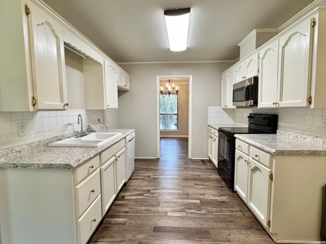 111 San Pablo Way, Hot Springs, AR 71913