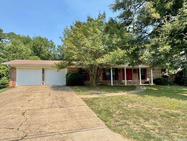 111 San Pablo Way, Hot Springs, AR 71913