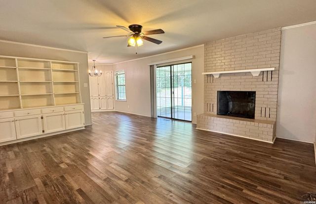 111 San Pablo Way, Hot Springs, AR 71913