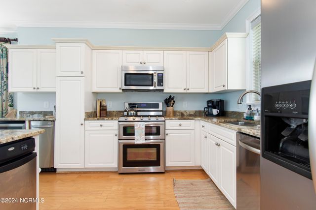 110 Adrian Lane, Swansboro, NC 28584