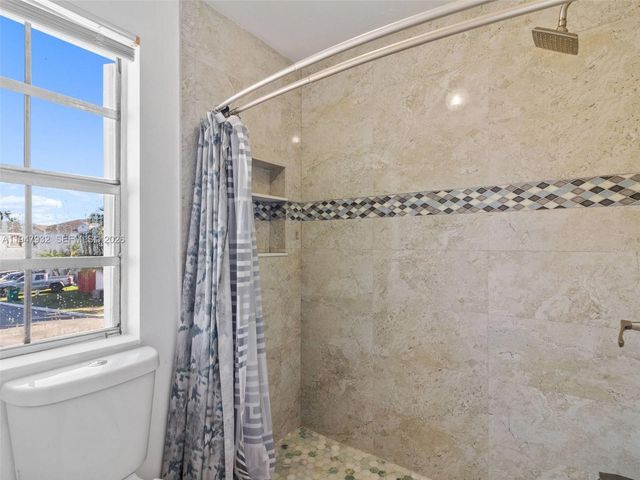 9066 SW 147th Ct, Miami, FL 33196