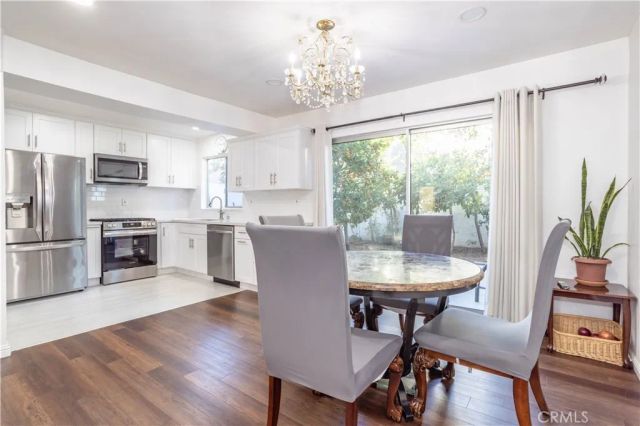 10125 De Soto 45, Chatsworth, CA 91311