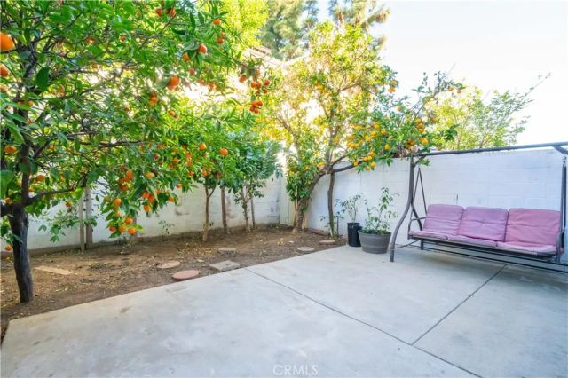 10125 De Soto 45, Chatsworth, CA 91311