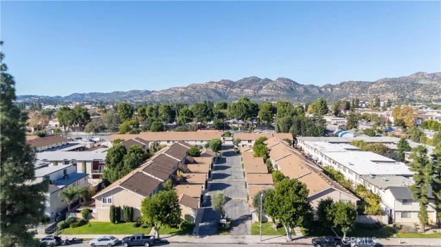 10125 De Soto 45, Chatsworth, CA 91311