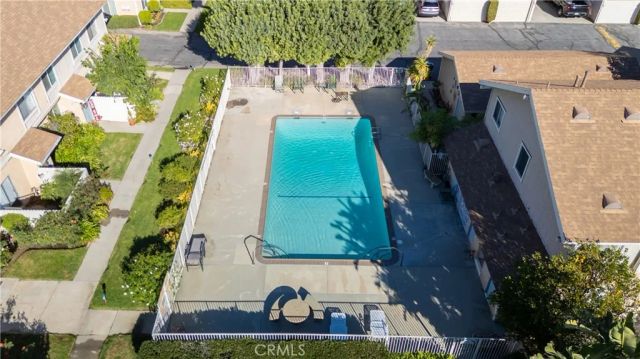 10125 De Soto 45, Chatsworth, CA 91311