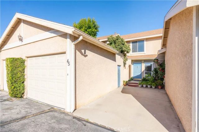 10125 De Soto 45, Chatsworth, CA 91311