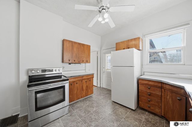 2811 S Street, Lincoln, NE 68503