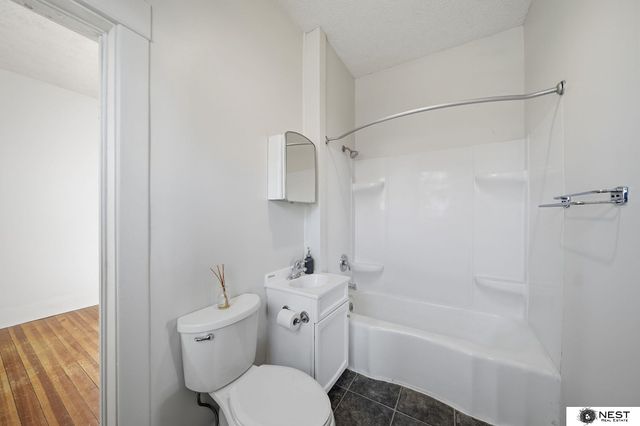 2811 S Street, Lincoln, NE 68503