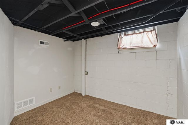 2811 S Street, Lincoln, NE 68503