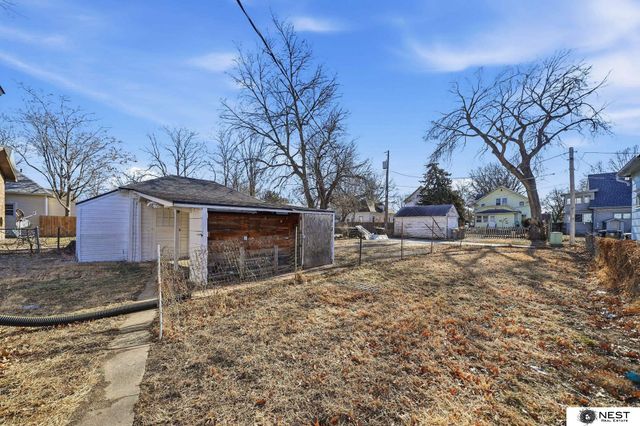 2811 S Street, Lincoln, NE 68503