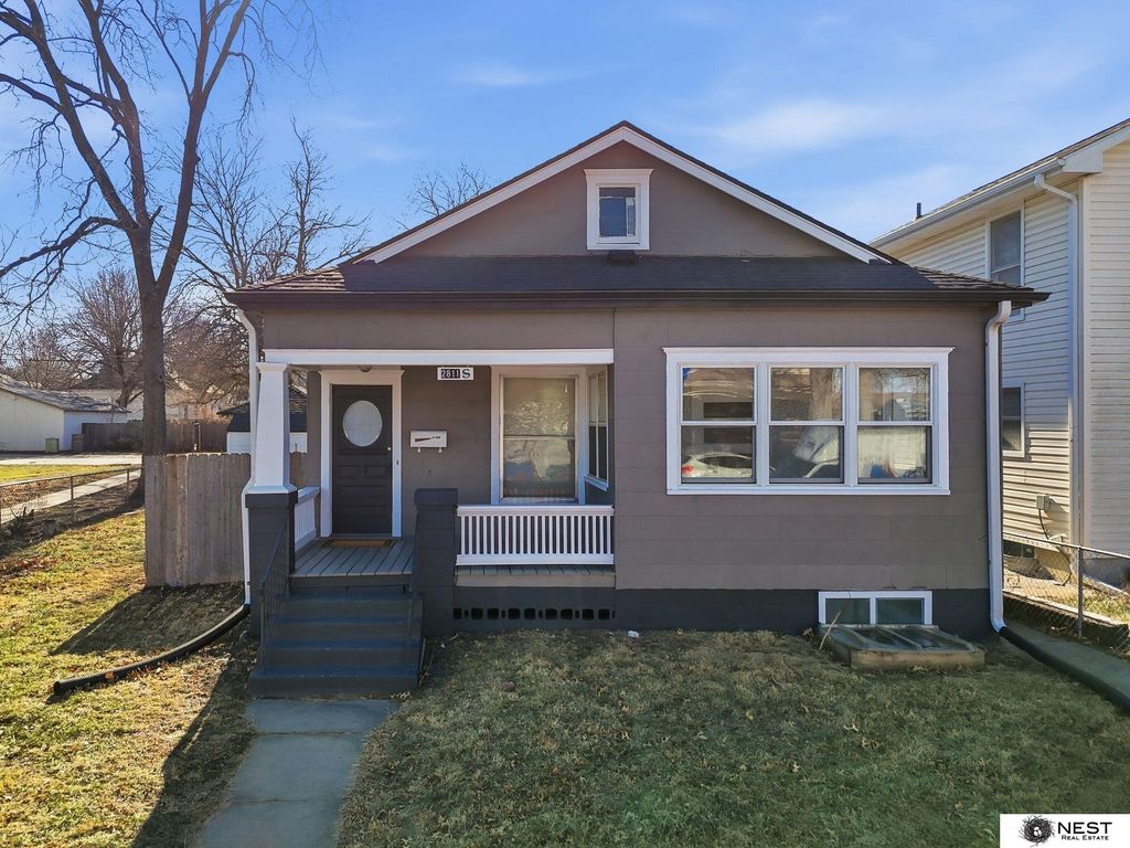 2811 S Street, Lincoln, NE 68503