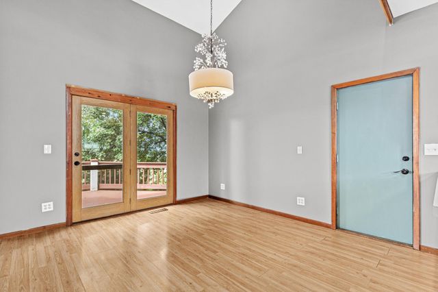 8955 Hilltop Drive, Saint Bonifacius, MN 55375