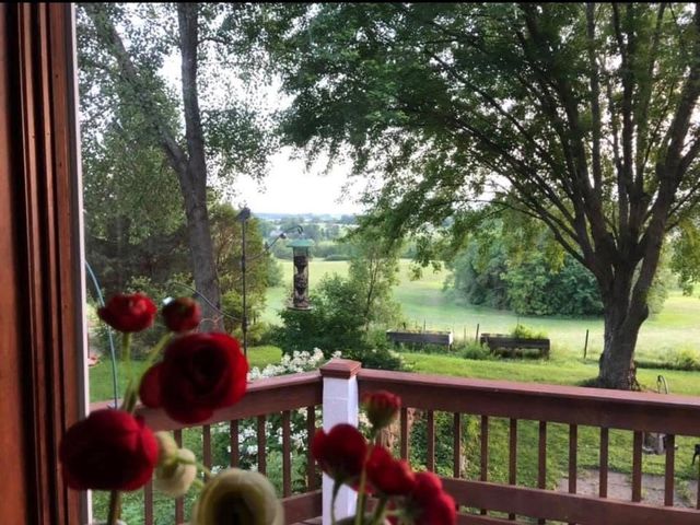 8955 Hilltop Drive, Saint Bonifacius, MN 55375