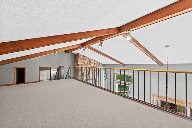 8955 Hilltop Drive, Saint Bonifacius, MN 55375