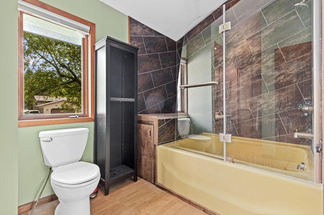 8955 Hilltop Drive, Saint Bonifacius, MN 55375