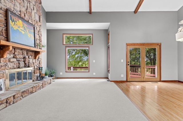 8955 Hilltop Drive, Saint Bonifacius, MN 55375