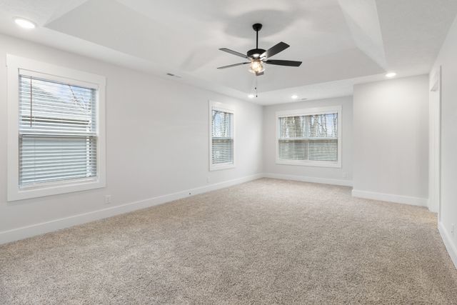 978 Alton Dr, Clarksville, TN 37043