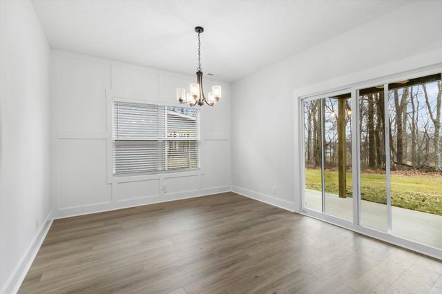 978 Alton Dr, Clarksville, TN 37043