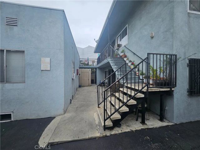 2811 Orchard Place, South Gate, CA 90280