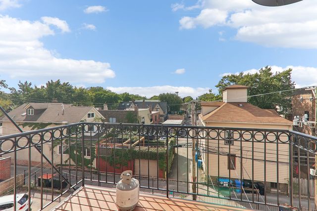 2846 N Halsted Street 4S, Chicago, IL 60657