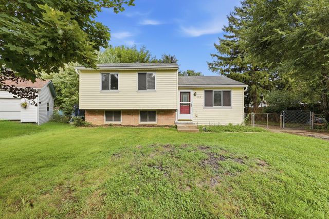3313 Robin Hill Court E, Columbus, OH 43223