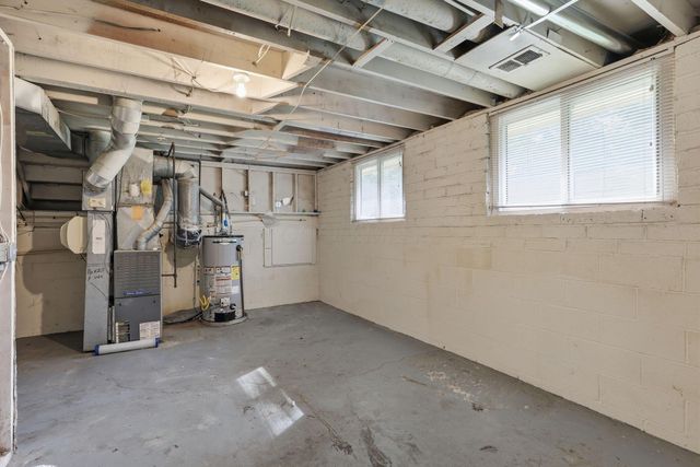 3313 Robin Hill Court E, Columbus, OH 43223