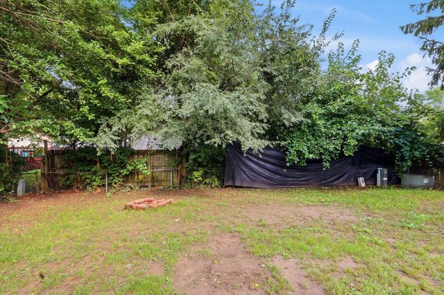 3313 Robin Hill Court E, Columbus, OH 43223