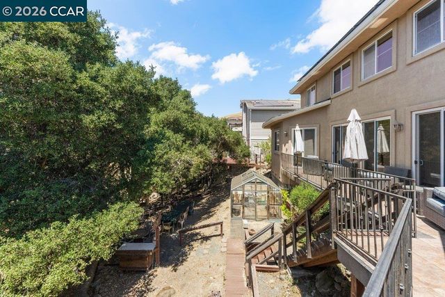 11183 Brittany Ln, Dublin, CA 94568
