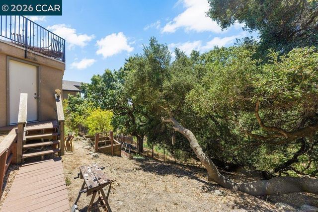 11183 Brittany Ln, Dublin, CA 94568