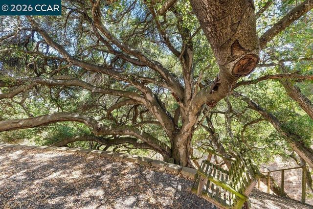 11183 Brittany Ln, Dublin, CA 94568