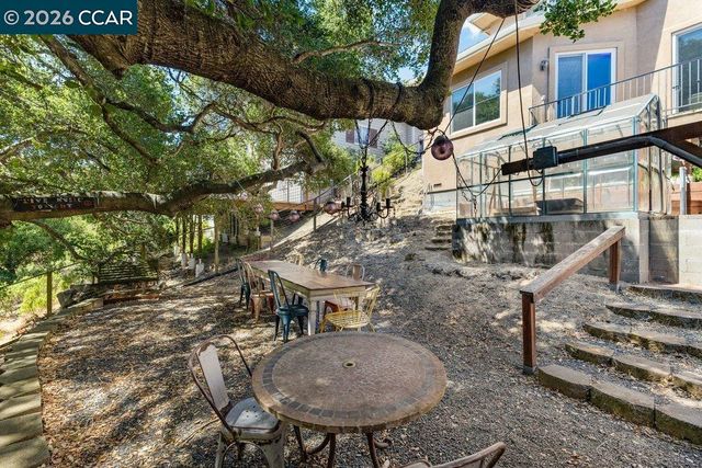 11183 Brittany Ln, Dublin, CA 94568