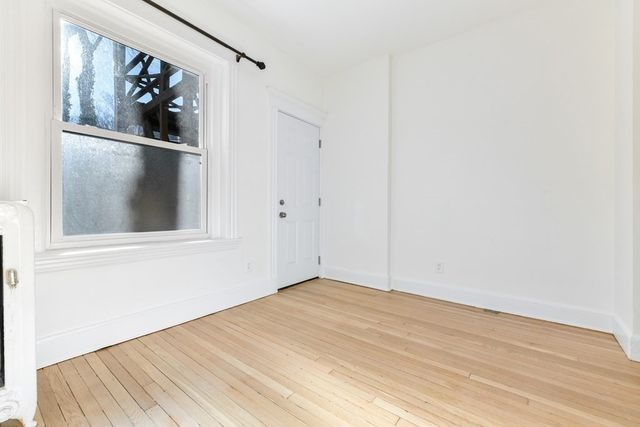 36 Winchester St 2, Brookline, MA 02446