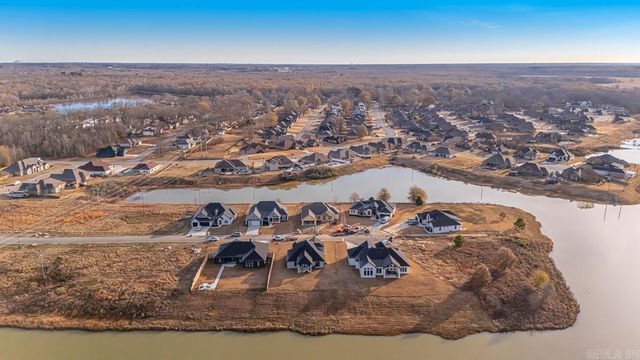 1015 Black Bass Court, Jacksonville, AR 72076