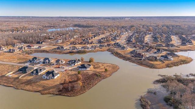 1015 Black Bass Court, Jacksonville, AR 72076