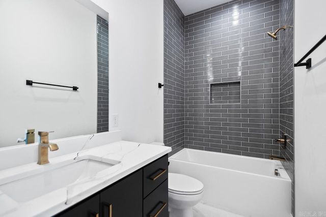 1015 Black Bass Court, Jacksonville, AR 72076