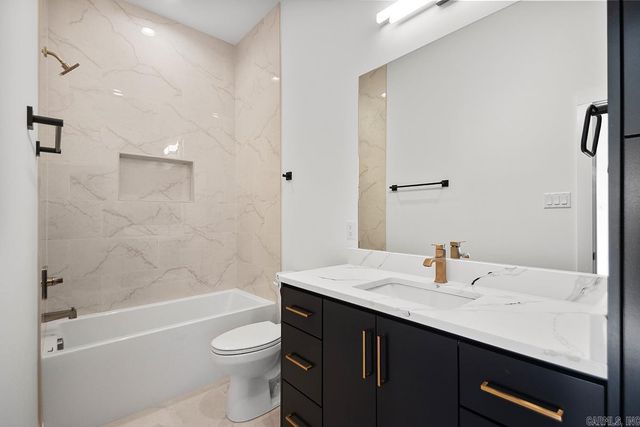 1015 Black Bass Court, Jacksonville, AR 72076