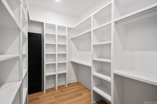 1015 Black Bass Court, Jacksonville, AR 72076