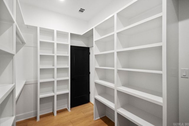 1015 Black Bass Court, Jacksonville, AR 72076