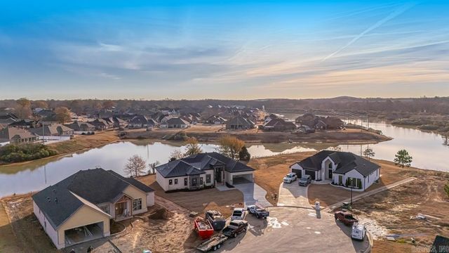 1015 Black Bass Court, Jacksonville, AR 72076