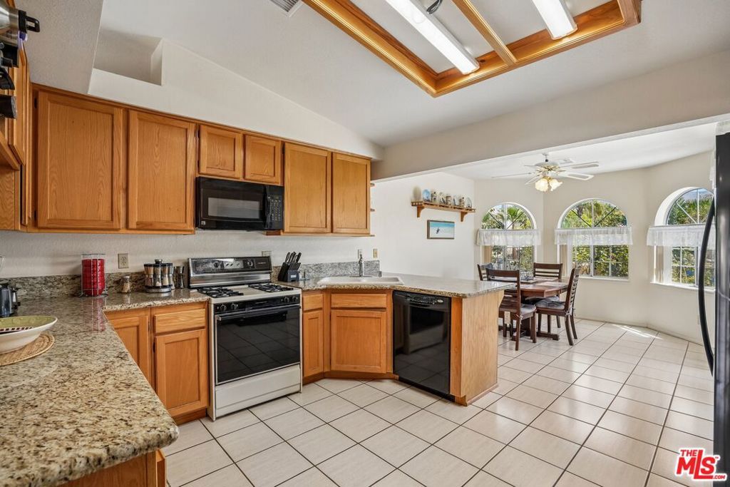Image 13 of property listing at 9711 Brookline Avenue, Desert Hot Springs, CA 92240